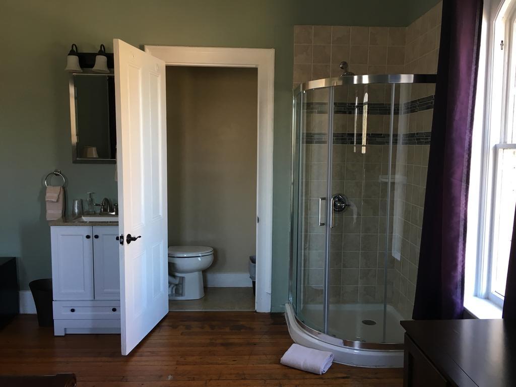 Cook Mansion Bed & Breakfast Montour Falls Экстерьер фото
