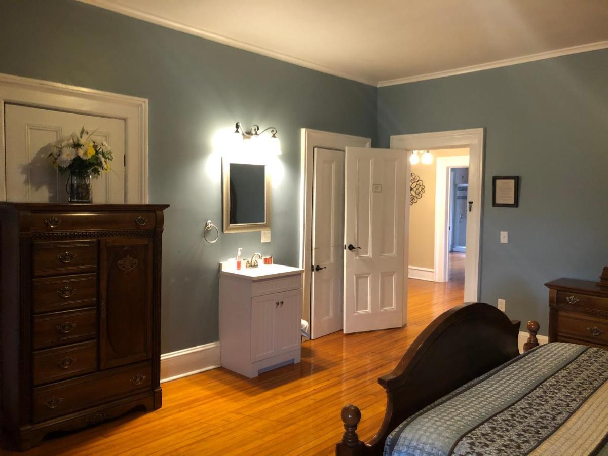Cook Mansion Bed & Breakfast Montour Falls Экстерьер фото