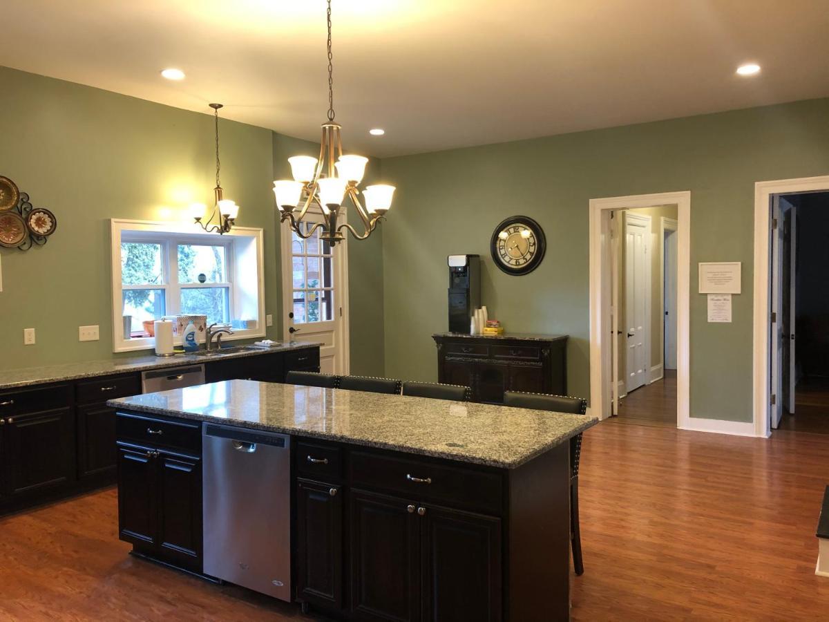 Cook Mansion Bed & Breakfast Montour Falls Экстерьер фото